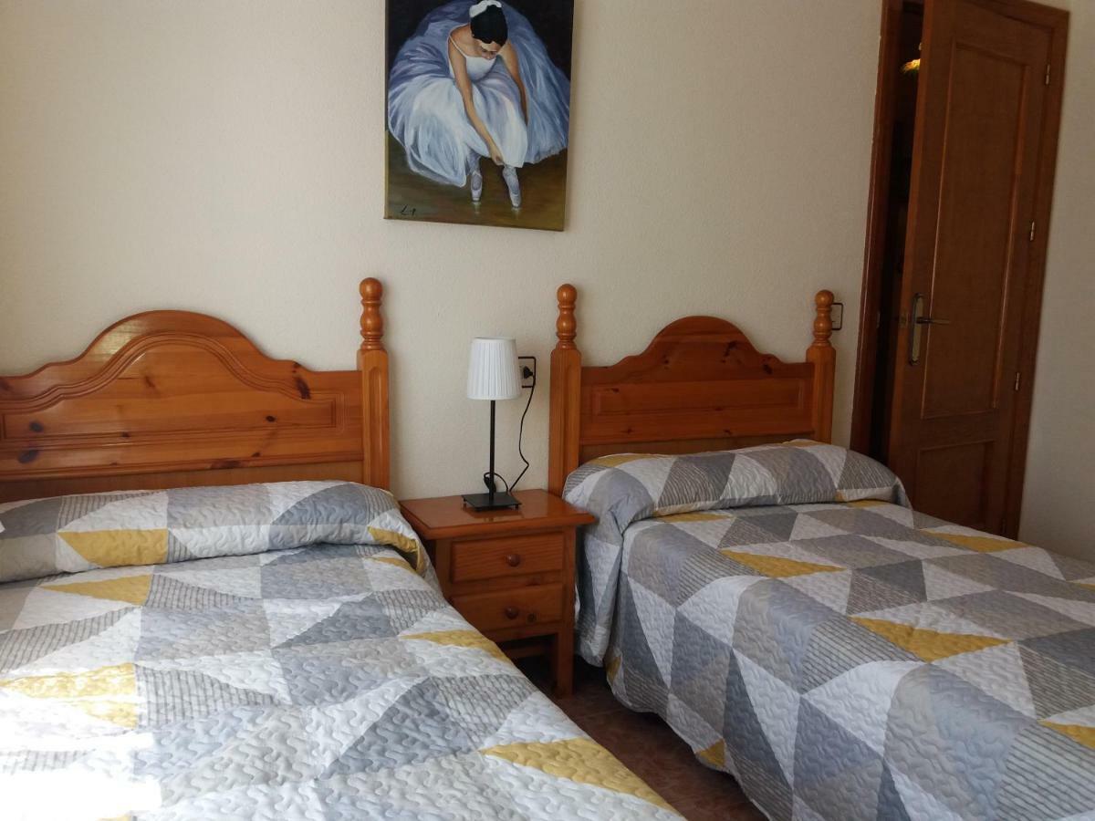 Casa El Reloj Apartman Mombeltrán Kültér fotó